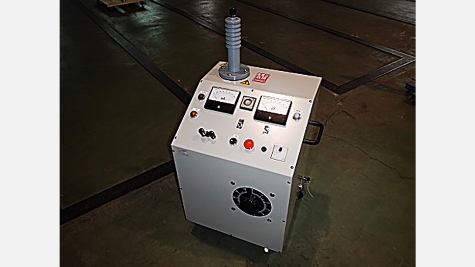 高圧交流耐電圧試験器